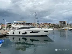 Ferretti  550