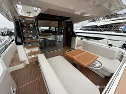 Prestige Yachts F4.9