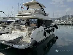Prestige Yachts F4.9
