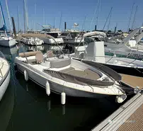 B2 Marine Cap Ferret 652 Open