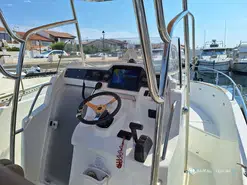 Jeanneau Cap Camarat 7.5 CC