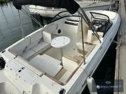 Bayliner VR4