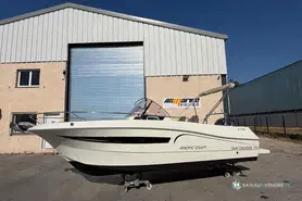 Pacific Craft  700 SC