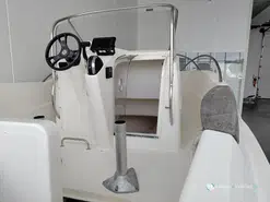Quicksilver Activ 555 Open