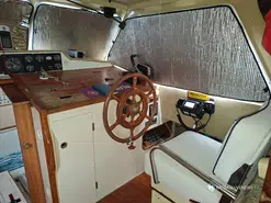 LM  32