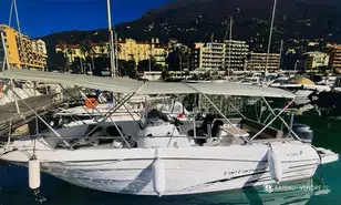 Jeanneau Cap Camarat 7.5 CC