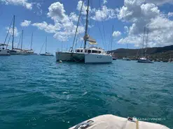 Lagoon  440