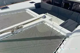 Lagoon  450 F