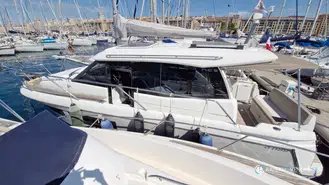 Jeanneau NC 9