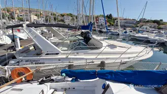 Cruisers Yachts  3070 Rogue