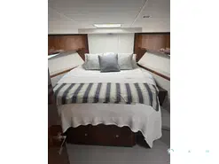 Riviera  4800 SPORT YACHT SÉRIE II ÉDITION PLATINE