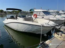 Quicksilver Activ 675 Open