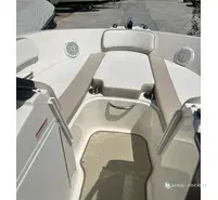 Bayliner 	VR5 Bowrider OB