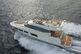Prestige Yachts  500 Fly