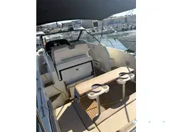 Quicksilver Activ 875 Sundeck