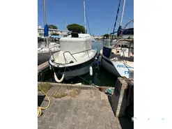 Parker  660 Pilothouse