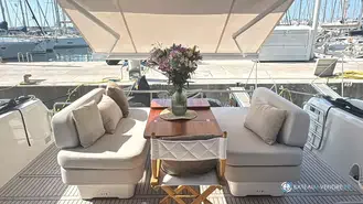 Prestige Yachts F4.9