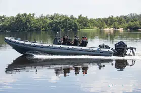 Iron Boats GALAXY TRIDENT T12