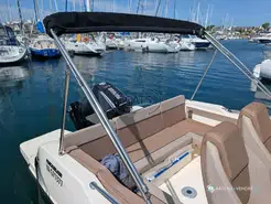 Quicksilver Activ 755 Open