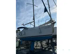 Dufour  32