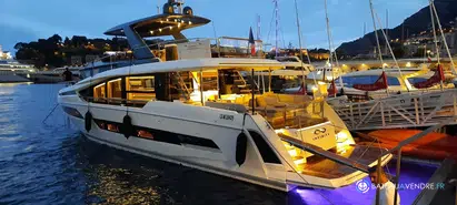 Prestige Yachts  X70