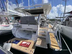 Jeanneau  60