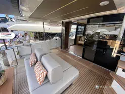 Prestige Yachts  X60