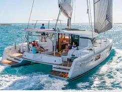 Lagoon  42
