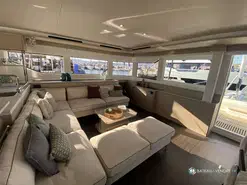 Lagoon  60