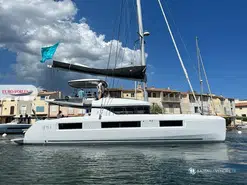 Lagoon  51