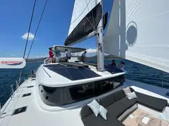 Lagoon  51