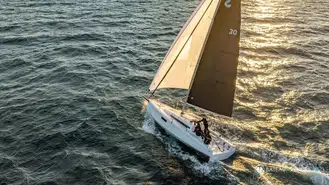 Beneteau First 30