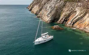 Beneteau Oceanis 37.1