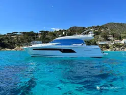 Prestige Yachts  520 Fly