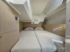 Beneteau Oceanis 38.1