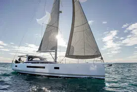 Jeanneau  65