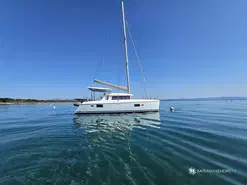 Lagoon  420