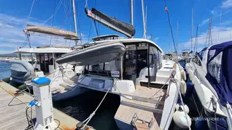 Lagoon  42