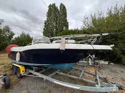 Quicksilver  630 Open Commander