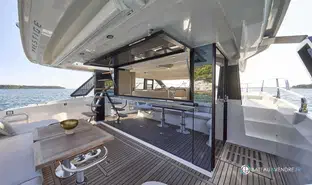 Prestige Yachts  F4.3