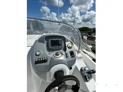 Beneteau Flyer 750 Sundeck