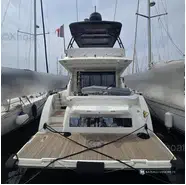 Prestige Yachts  460 Fly