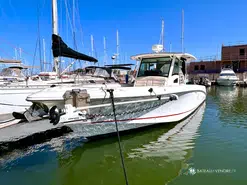 Boston Whaler  370 Outrage