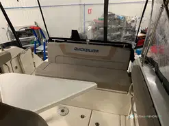 Quicksilver Activ 805 Open