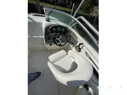 Sea Ray 240 Sunsport