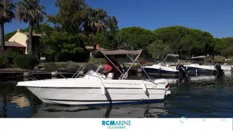 B2 Marine CAP FERRET 522 OPEN