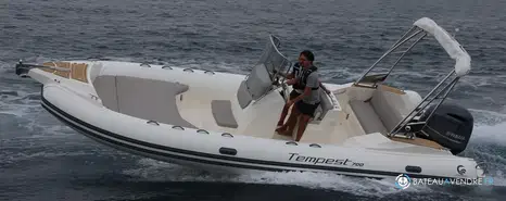 Capelli Tempest 700 Luxe