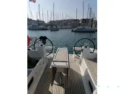 Beneteau Oceanis 38.1