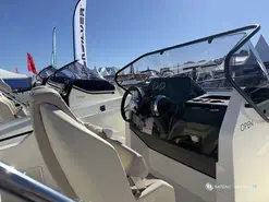 Quicksilver Activ 625 open 