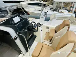Quicksilver Activ 755 Open